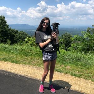 Meet your Posher, Jordyn